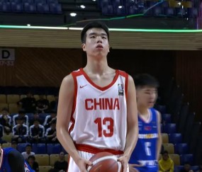 星空娱乐-冲锋陷阵！张懿赵杰21中10砍全场最高24分外加6板6助 三分4中2