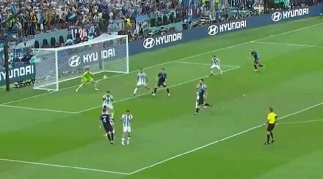 1670960301683022079.jpg 7685876587567586.jpg